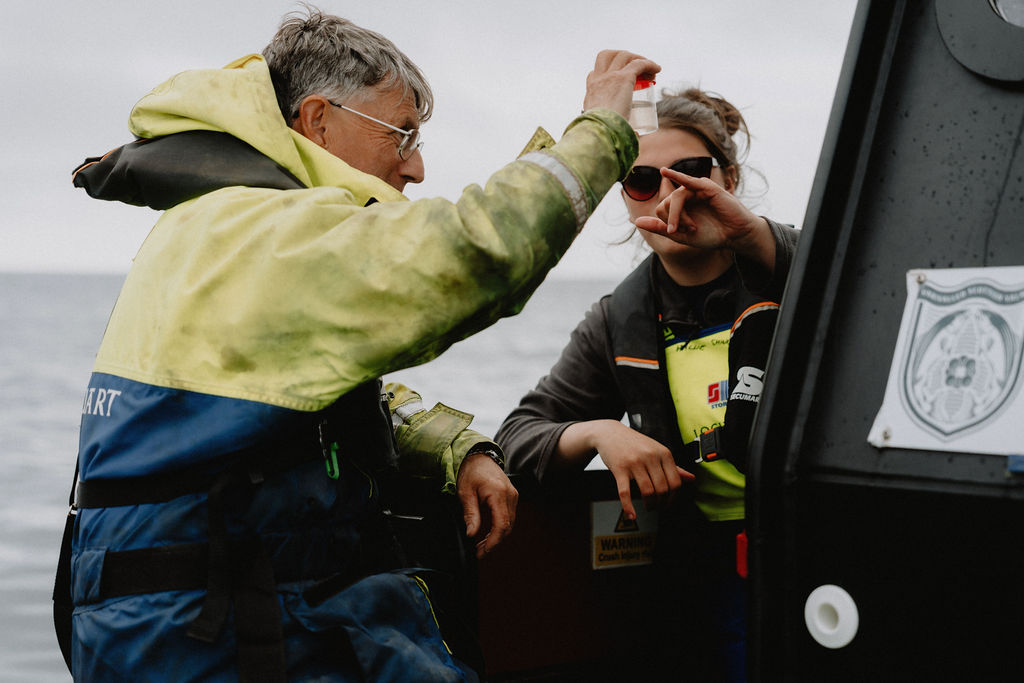 With surging temperatures in Europe and a marine heatwave on the UK coast, our team remain extra vigilant to any environmental changes. Regular water quality checks help us detect microscopic algae and oceanic jellyfish.

#unrivalledscottishsalmon #lochduart