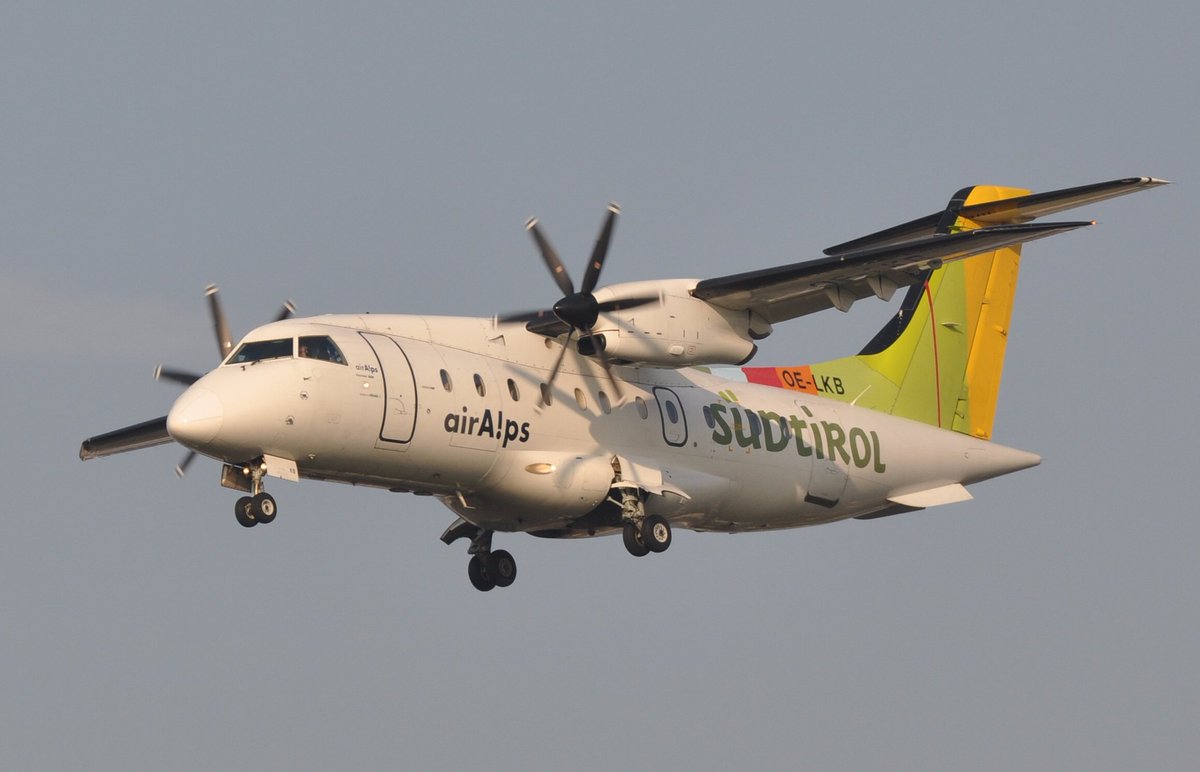 jmlesavions's tweet photo. Ces cies disparues. Air Alps (1998-2013), Austria.
#do328 #oelkb #sudtirol #lhr #lhrairport #heathrow #london #2012 #avgeeks #planespotting #plane #planespotter #aviation #aviationphotography #aviationdaily #airlines https://t.co/1FBPaHL7WQ