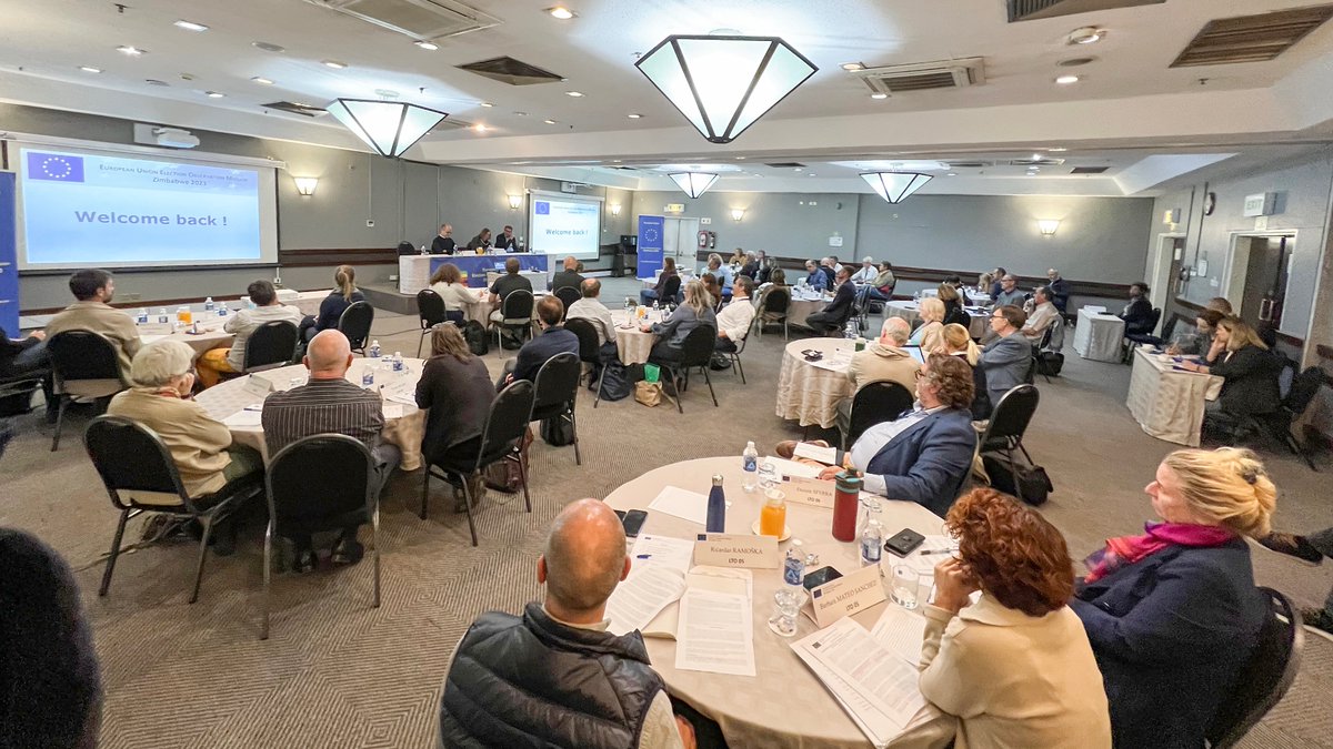 First-hand evidence and fact-based observations from the post-election environment for the EU EOM’s final report: EU EOM long-term observers in their debriefing in Harare.

#EU4democracy #zimelection2023 #electionszw