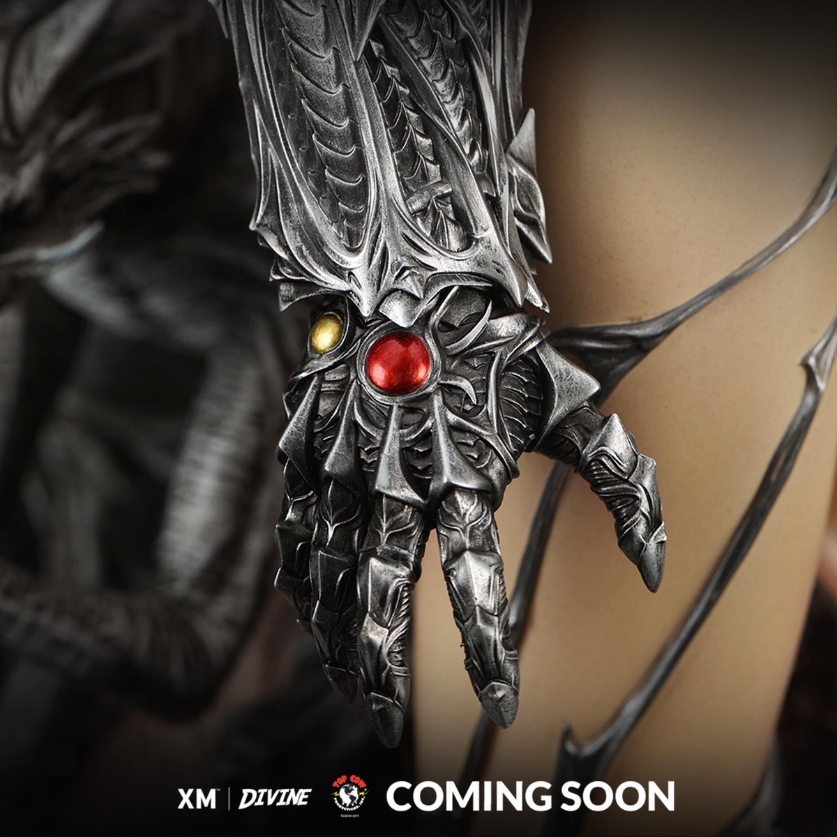 TopCow's tweet photo. Witchblade (2023 Edition), our next collaborative project with @xm_studios and Divine will be available for pre-order in a few days' time. Stay tuned!
#XMStudios #XMLife #statue #collectibles #TopCow #Witchblade https://t.co/8iwXvEPkkB