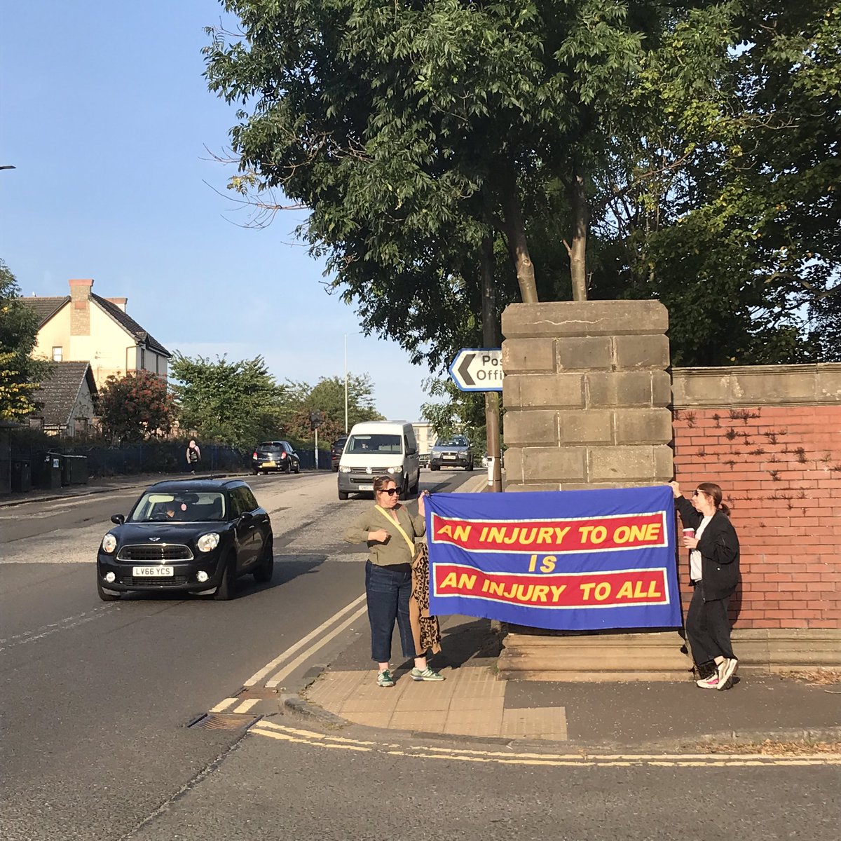 edincol_eisfela's tweet image. Another beautiful day on the Granton Picket @edinburghcollege where we debuted our new banner! #reinstatekevin #reinstatekevinscally #strikemap #strike #supportlecturers #fightingforFE #solidarity #solidarityforever