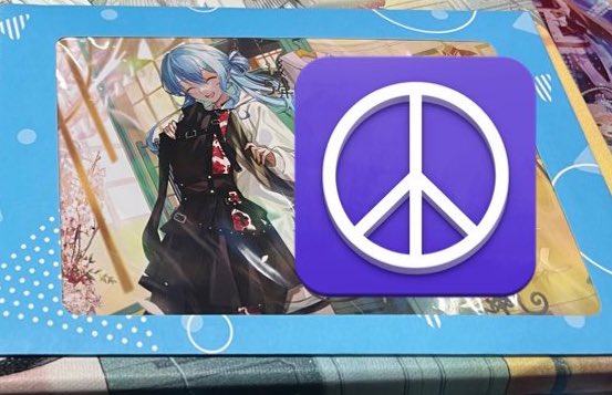 coolsky219's tweet photo. ポストカード入れるフレーム買ってあるけどこのまま飾ろうか迷って���... https://t.co/bqbGHhcxop