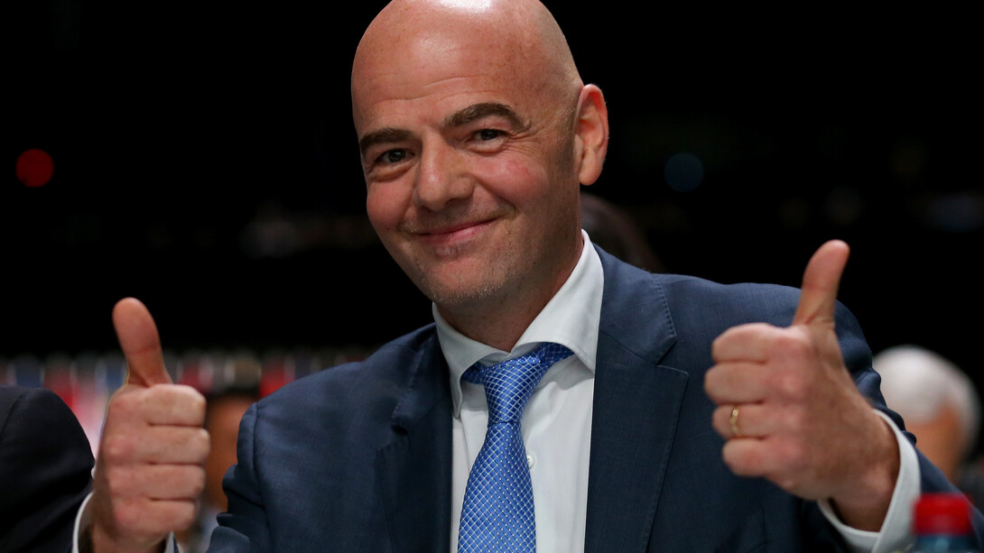 Jugica60's tweet photo. IO NON FORAGGIO QUESTO CALCIO DI MERD@
GESTITO DALLA MERD@ PIÙ MERD@ 🤬🤬🤬
MAI PIÙ 1 SOLO CENTESIMO https://t.co/BLf01qTBMo