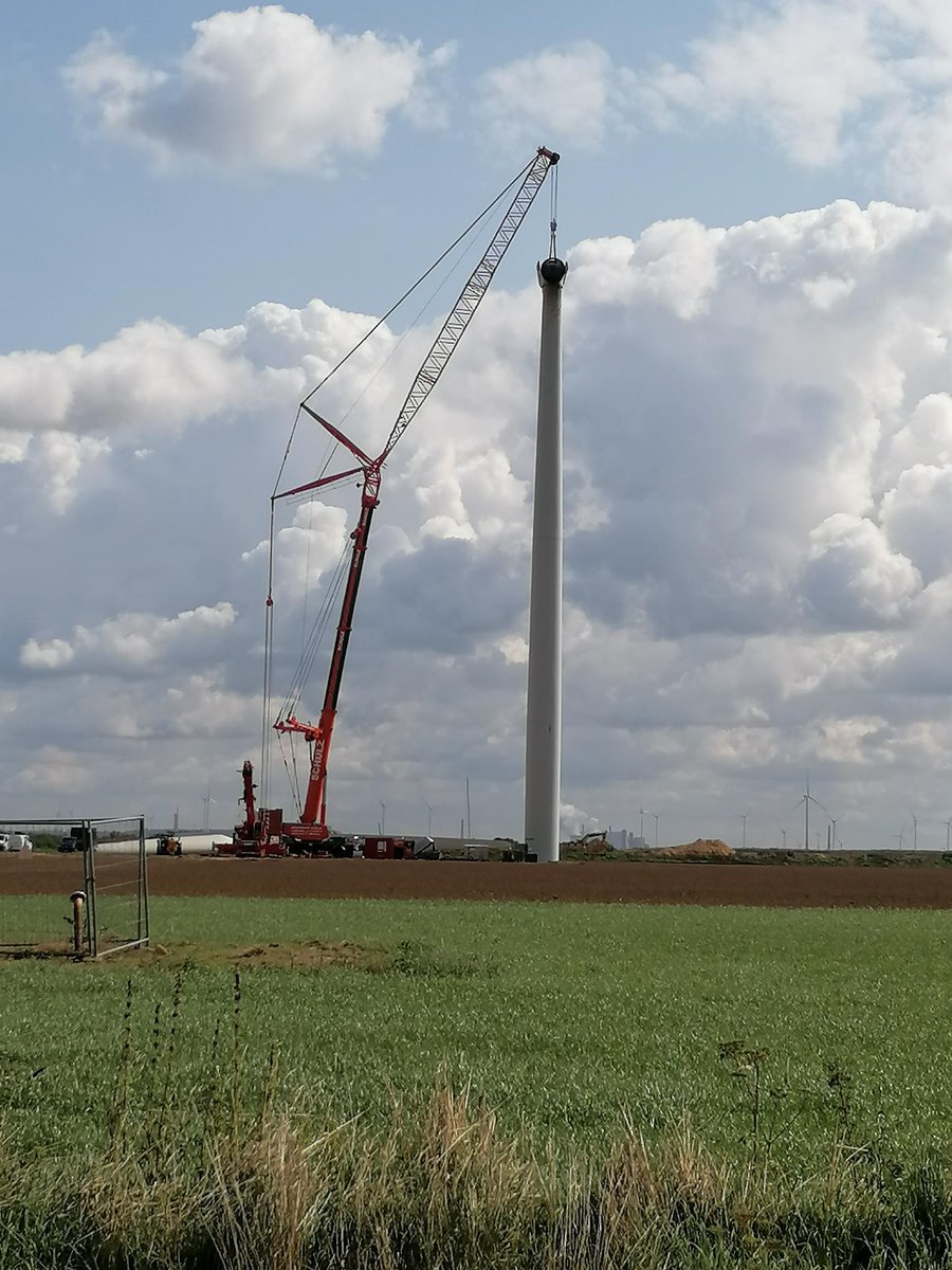 Und das nächste Windrad fällt, und muss für die Profitgier von RWE weichen. Hier zeigt sich weiterhin das Kapitalismus in unserem Land scheinbar über allem steht. 🤮