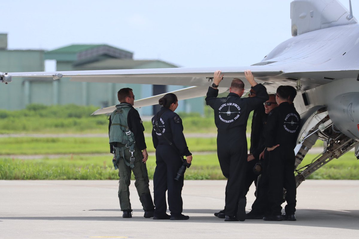 anjun2015's tweet image. 松島航空祭2023

PACAF F-16 Demonstration Team
バンタムさん

#PACAFViperDemo 
#WildWeaselDemo