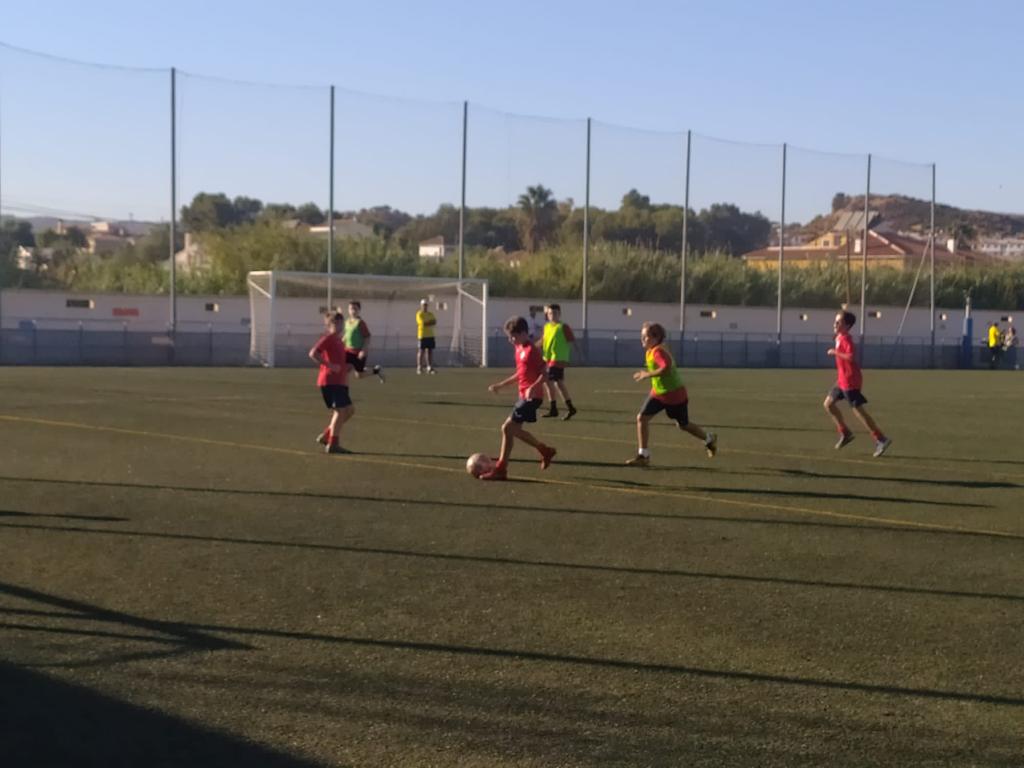 AlbionFC_EA's tweet photo. Comenzamos una nueva temporada!! Seguimos disfrutando y aprendiendo juntos!! GO ALBION!! https://t.co/Dnr6hnYfAC