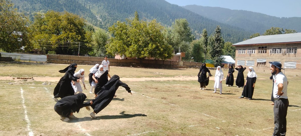 yssganderbal's tweet photo. YSS Ganderbal organized a series of colourful events in the District. Events of Volleyball and Kabaddi were conducted in Zone Kangan &amp; Hariganiwan. The participation of a large number of students depicts a strong interest for sports in the region.
@dgyssjk
@KNSKashmir https://t.co/FZkauawV70