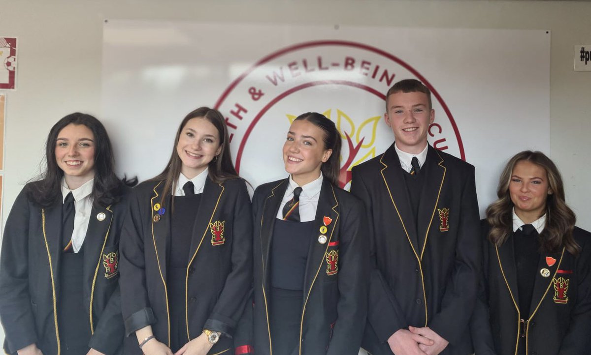 braidhurstpe's tweet photo. LEADERSHIP | We are delighted to introduce our new Sports Ambassador Ellie, alongside Vice-Ambassador’s Courtney &amp; Rachel! 👏🏻

Alongside them, Ariana &amp; Michael will make up our Sports Council! 📝

Thanks to @GraemeSSDO for organising! 😀 https://t.co/UQPMO0dzcl