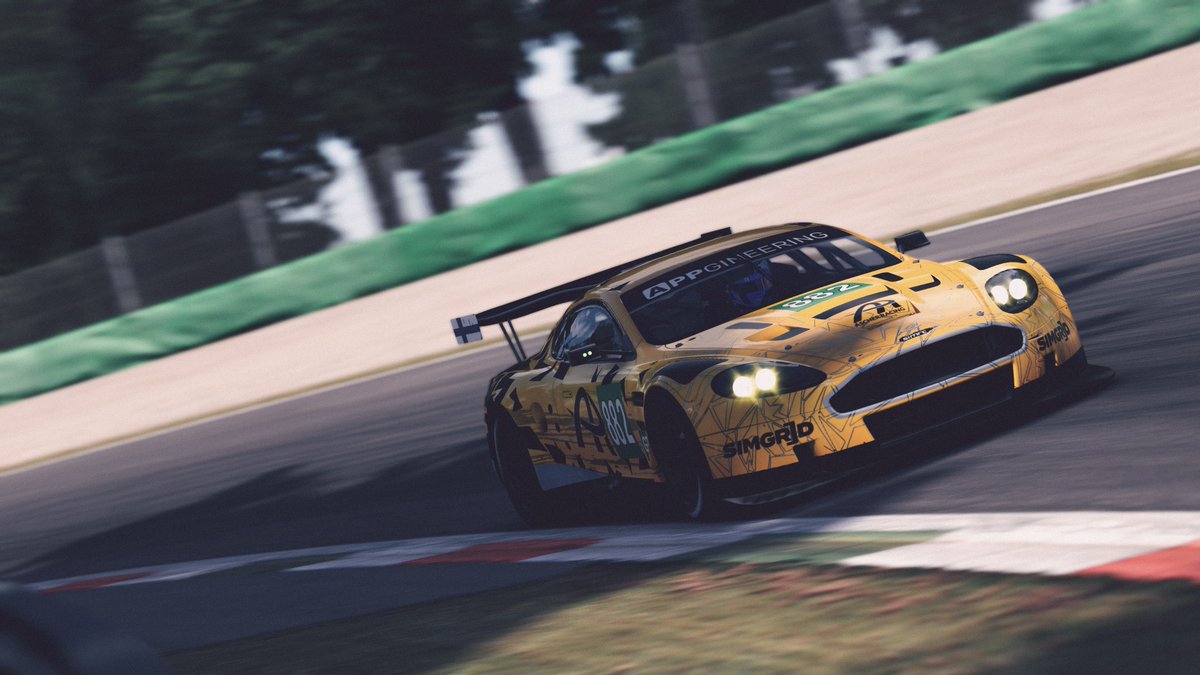 Finally I can drive a GT1 car in anger on <a href="/iRacing/">iRacing</a> - these cars are so underappreciated, pure joy to drive.

+50 cars will line up for the opening race at Monza in the @Trellet <a href="/CoolerMaster/">Cooler Master</a> GT Cup.

Livestream at 20:35 EEST: twitch.tv/simracingfi

📸: <a href="/Kakkela/">Kakkela</a> <a href="/simracingfi/">FiSRA</a>