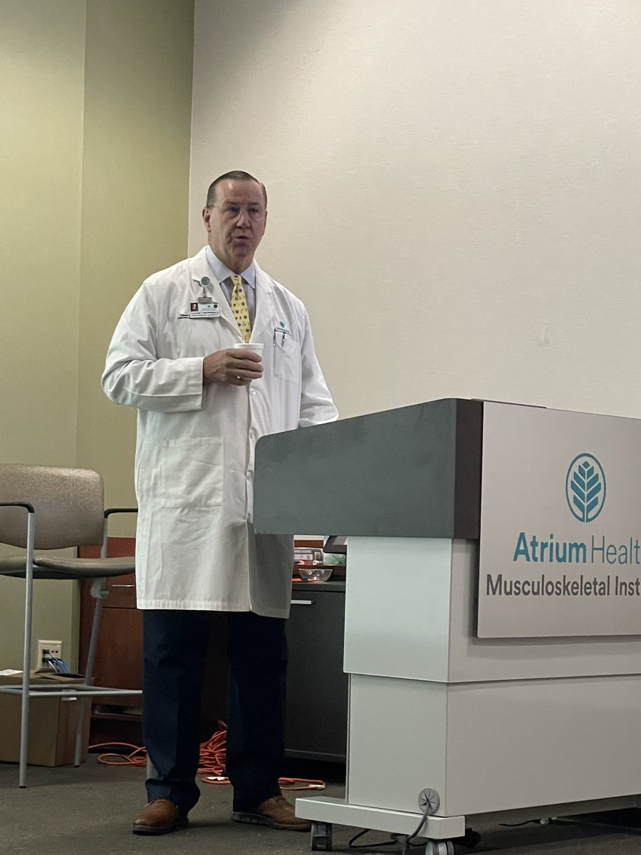 Excited to see Dom Coric, MD back at the podium for @AtriumMSKI Grand Rounds! A pioneer of spinal arthroplasty. @spinefirst1 @cnsa_insights