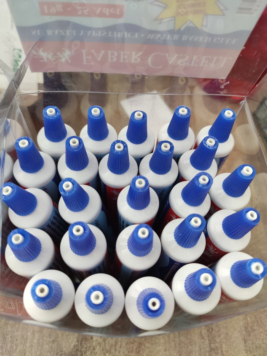 icmimemre's tweet photo. @Faber_CastellTR @FaberCastell  iki paketten biri 25 tane agızları olmadan akmış sekilde geldi ilgilenmenizi rica ediyorum. https://t.co/tQEa7hL4Ku