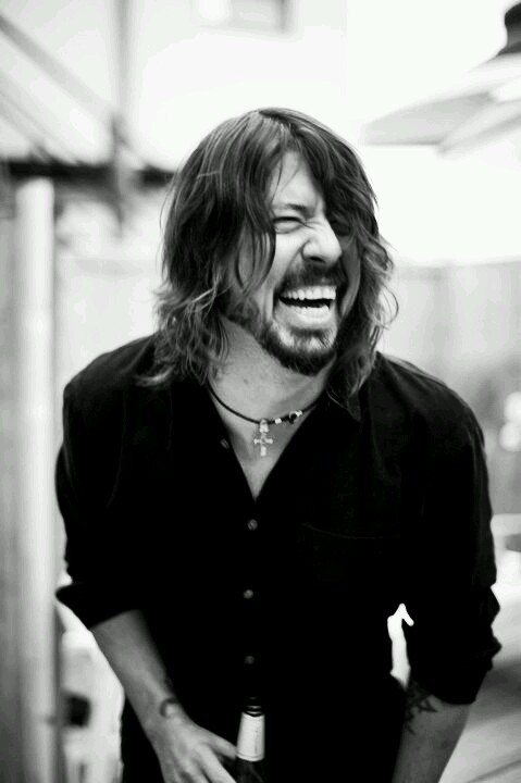 dave grohl pics (@dailygrohhl) on Twitter photo 