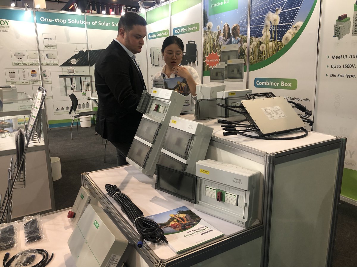 ProjoyElectric's tweet image. 😍😍Significant moments! Day 2 at #intersolar in Brazil! #exhibition #electricbox #solarsystem