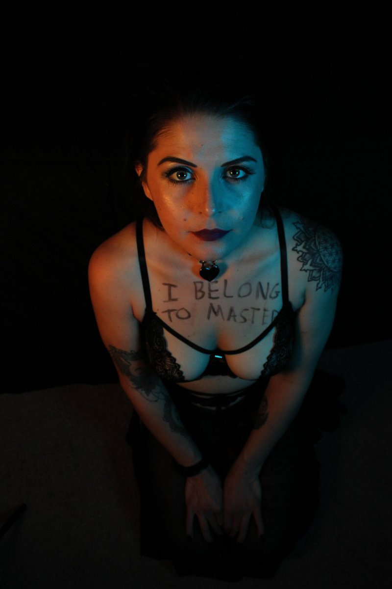 tittit767's tweet photo. What a good girl 
#sut #owned #slave #daddy #master #sub #submissive #bondage #bdsm https://t.co/Pm4s3k4Kq4