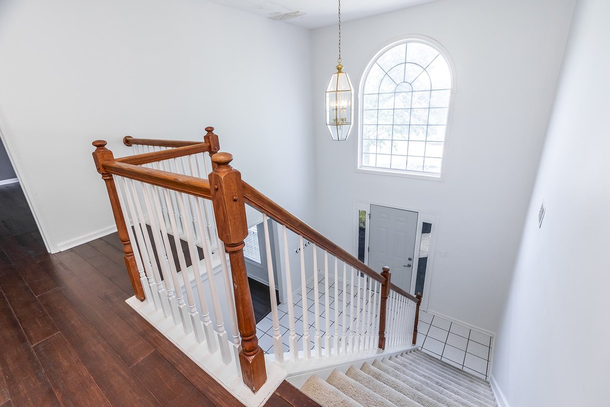 CrystlGRealtor's tweet image. Our Team Holds A Stunning New Listing Located At 📍476 Skyview Lane,Lexington,Kentucky 40511 @kwbluegrass 

Having 4 Bedrooms, 2.5 Baths, Fenced In Backyard, Fireplace,Appliances, And Two Inch Blinds.

📲 me at 859-396-6486

#mastersonstation  #newhome #lexington