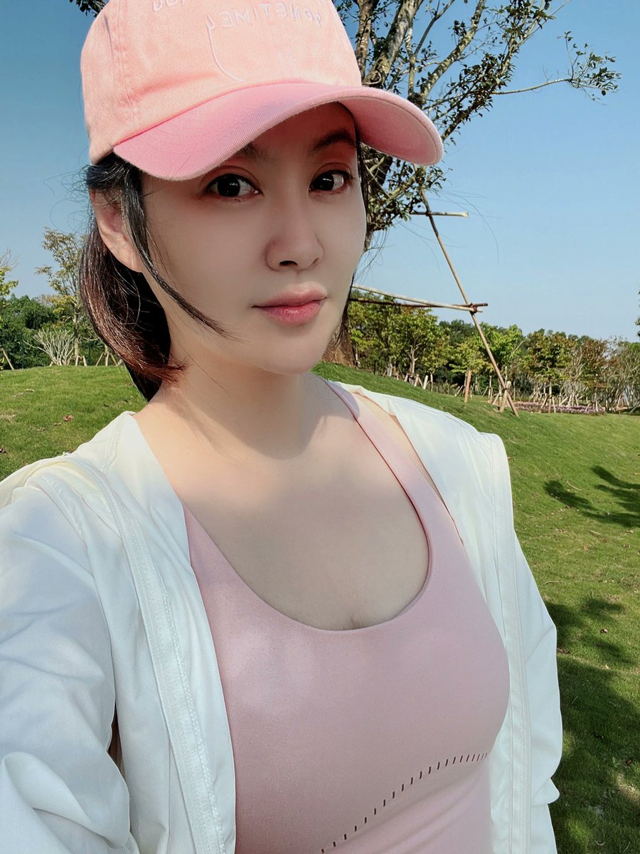 大龄陈师奶 tweet media