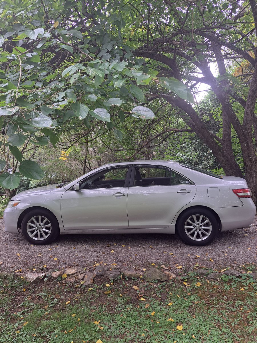 writersw1's tweet photo. Silver 2010 Toyota Camry for sale Model XLE excellent condition 110,000 miles Like new, 2 previous owners  Clean inside and out except some dings on bumpers. Asking $9,600 or take over monthly payments of $265. For photos, please email writersw@gmail.com or text 828-707-1713. https://t.co/qYVodggvWM