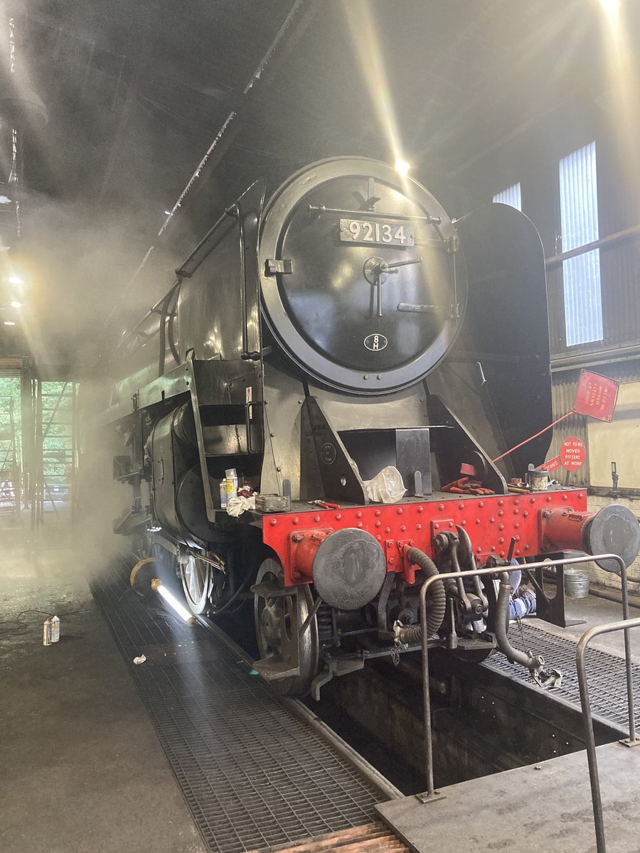 Another good day on shed at NYMR MPD - todays job was crack detecting the Crosshead on the 9F during its washout period. This was a precautionary check due to the recent failure of this part on BR standard Britannia. #steamloco #9F