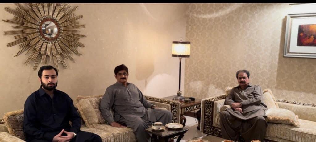 malikasadskdr's tweet photo. اڄ ملڪ ھاؤس ڪراچي تي اڳوڻي وزير اعليٰ سنڌ سيد مراد علي شاھ صاحب جي ملڪ اسد سڪندر، ملڪ شاھنواز سڪندر، ملڪ سڪندر خان، سان ملاقات https://t.co/Avnzqtt1wn