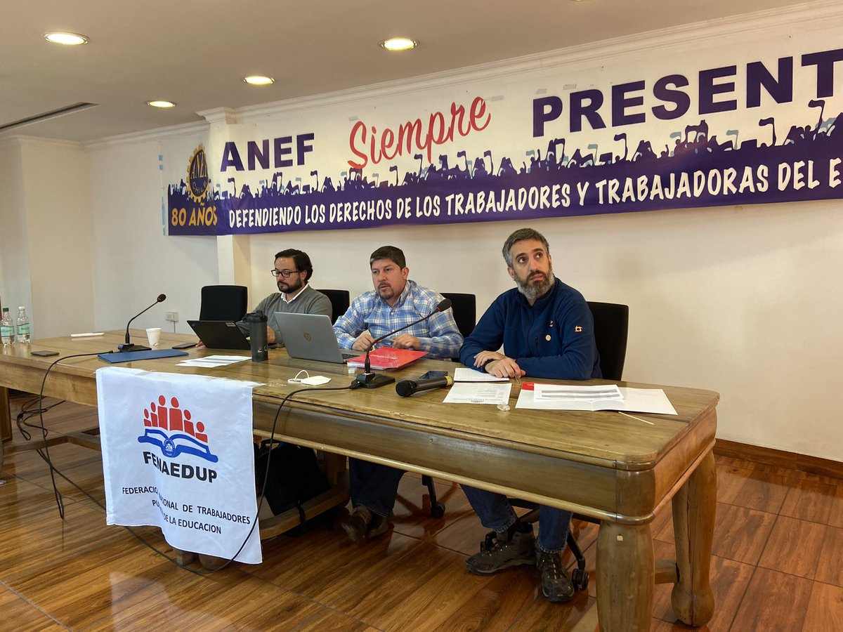 Seguimos en nuestro 2o día de asamblea nacional. Con las presentaciones de las comisiones de regionalización, género, política de personas y comunicaciones avanzando en nuestro trabajo mancomunado. 🧑🏽‍💻🙋🏻🙋🏻‍♀️✍️

#fenaedup
#asambleanacional
#launidaddelxstrabajadorxs