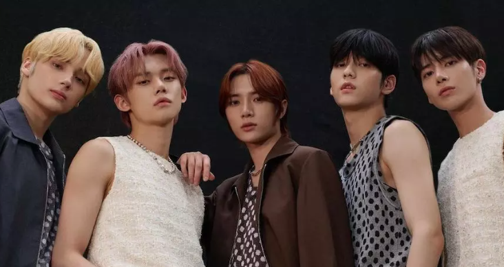 AboutMusicYT's tweet photo. TXT and Stray Kids will join BTS and BLACKPINK as the only kpop groups that performed at the VMAs. https://t.co/y8tz7SmFz5