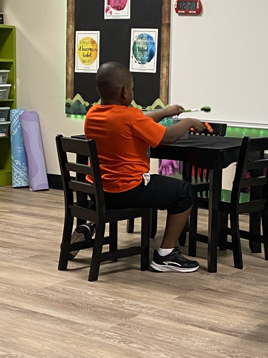 Ruiz_AKN's tweet photo. After 10 minutes of being in the reset room, students use sensory boards as they reflect on their actions &amp; emotions! #soaringhighertogether #buildingbettertogether #RISDbelieves @AikinEagles @ACongdonedu https://t.co/XUkQpJoI2Q