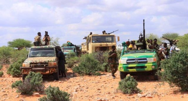 GaroweOnline's tweet photo. The government of #Somalia speaks on why its troops withdrew from #Elbur district in Galgaduud, which was captured last Friday. The Minister of Justice Hassan Moalim, told the BBC that the withdrawal was a war strategy, and that the restructuring of the desired operation to remove AS from the areas they control in Galmudug state.