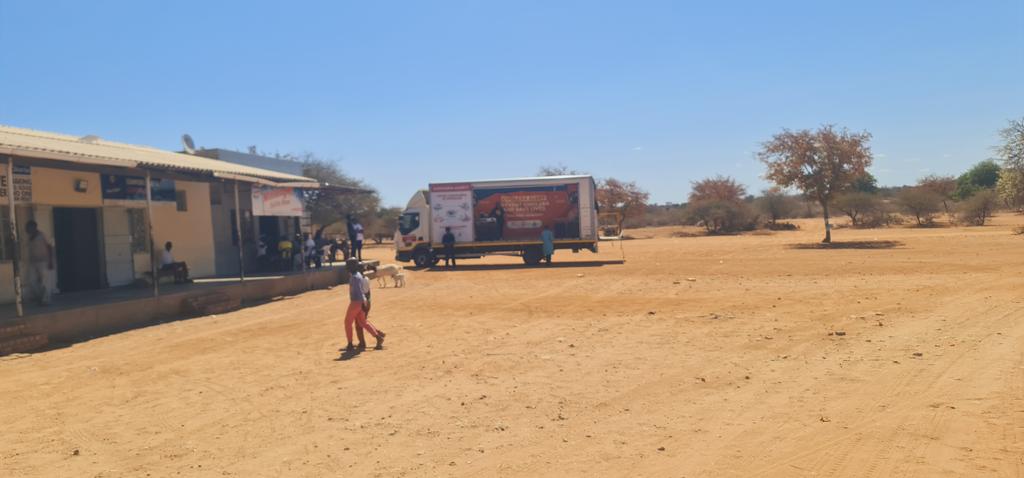 LloydMungoni's tweet photo. Beitbridge Rural Cholera Awareness
31/08/23 : Day 3
KNOWLEDGE IS POWER!!
Awareness Campaign on Cholera
Prevention is better than Cure!!
■ Supported by @MoHCCZim @redcros and @ifrc
#AwarenessCampaigns #PASystemHire #events #RoadShow2023 #facilitator
Powered by OnPoint Media https://t.co/U4jO0NMjE9