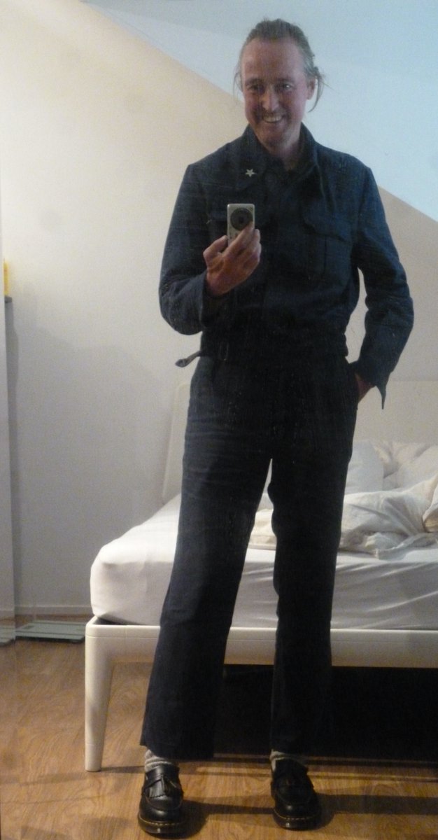 raymondstolp's tweet photo. My Michael Jackson in the army look. https://t.co/5ptdyhhXV7