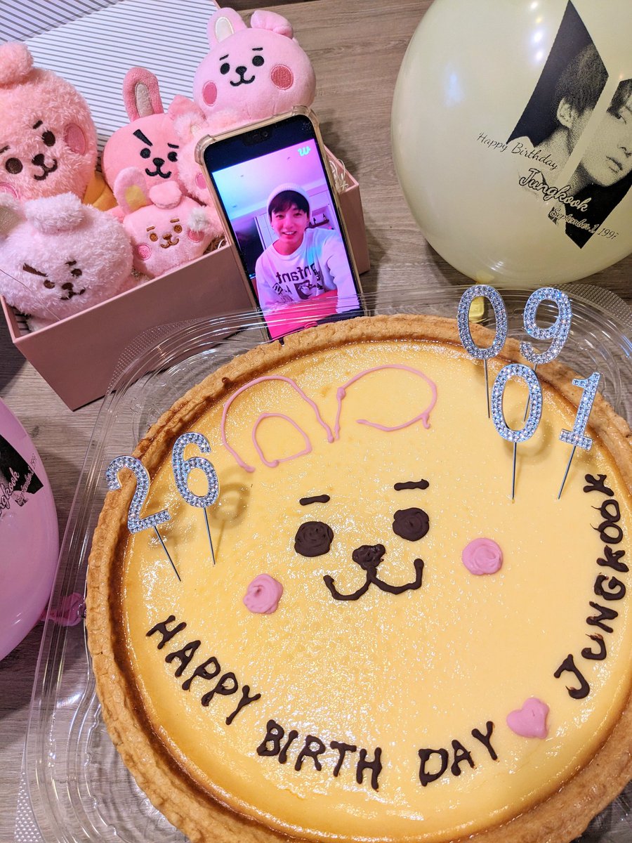 Thousandfine's tweet photo. グクお誕生日おめでとう💜

#HAPPYJKDAY 
#HappyBirthdayJungkook 
#jungkookday 
#Jungkook https://t.co/eKTXcMkeQq