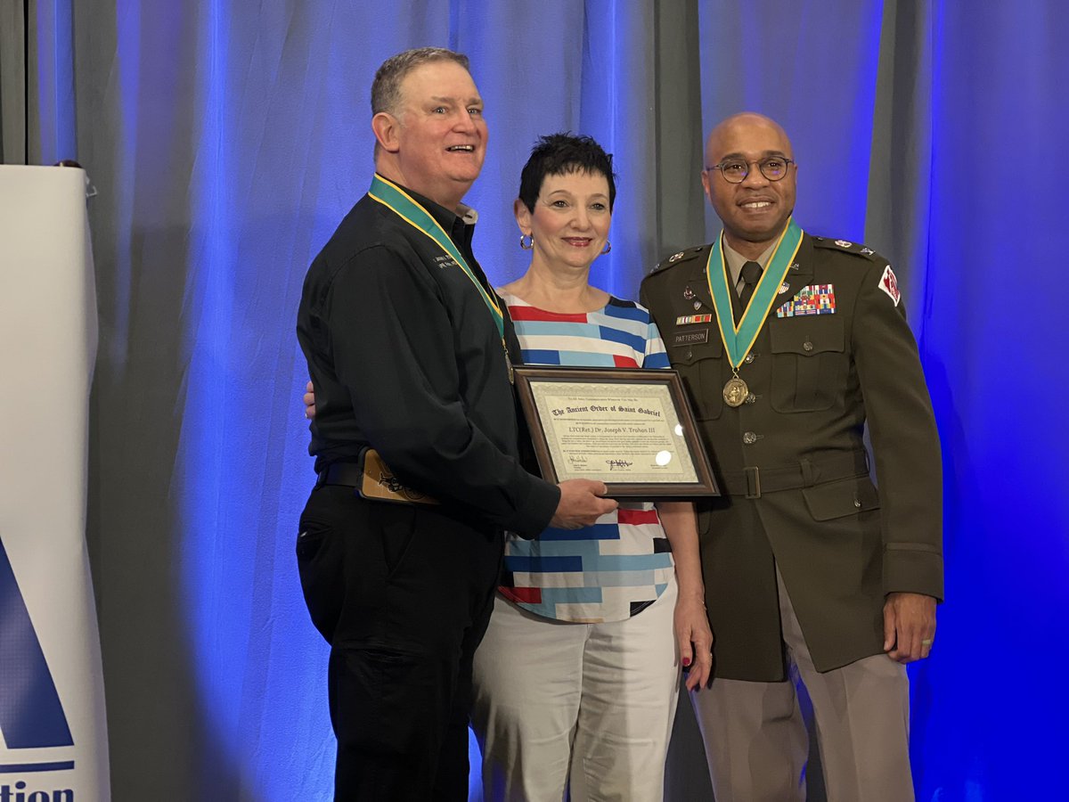 Mark Brady tweet media