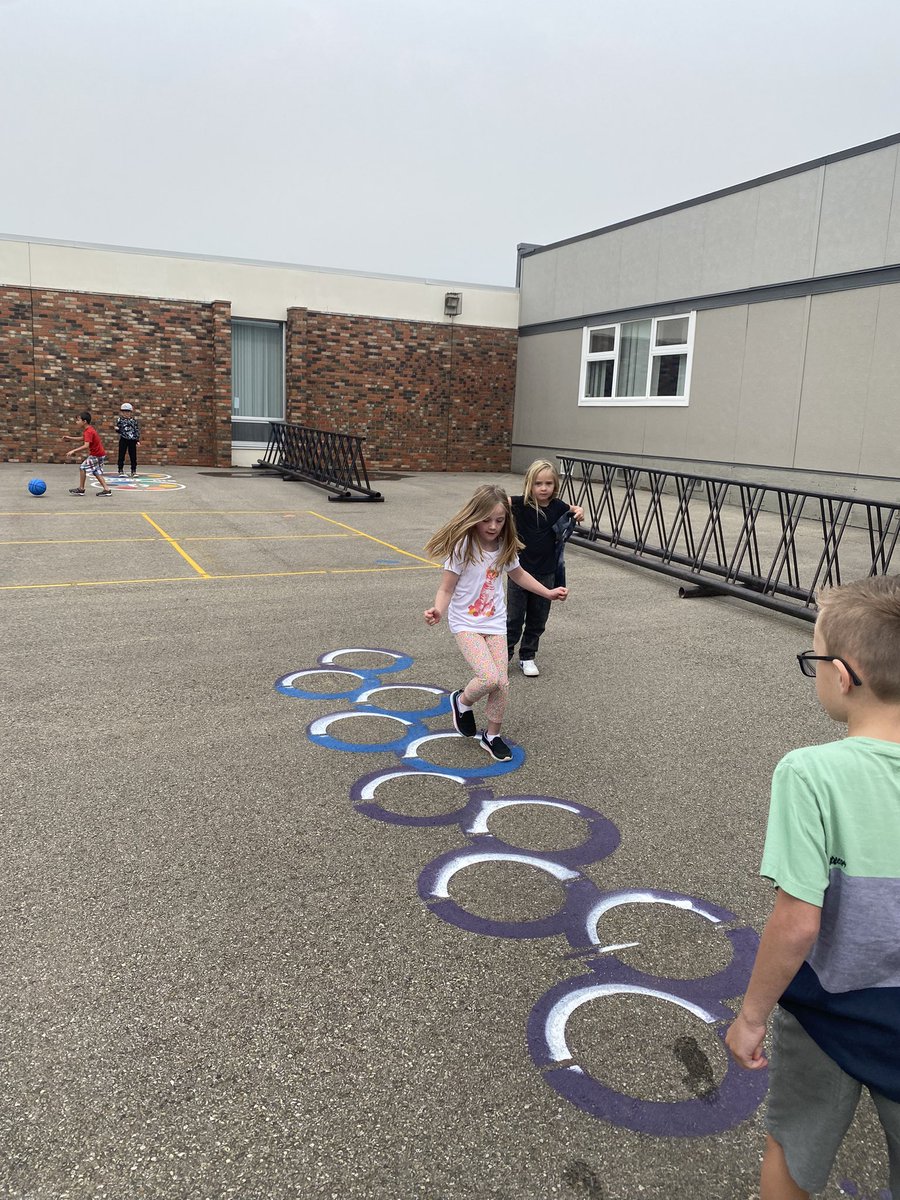 Wes Hosford School tweet media