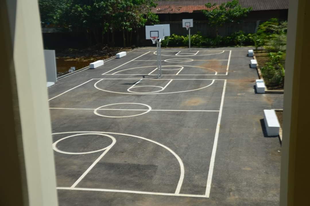 Lycée Albert Camus Conakry tweet media