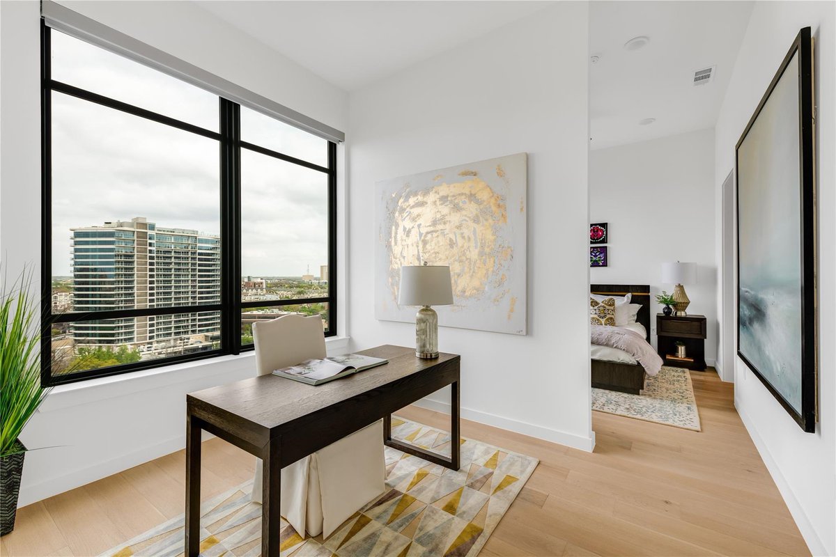 benwegmann's tweet photo. High Rise living in Dallas, TX ☁️ https://t.co/WeKaUn0yBG