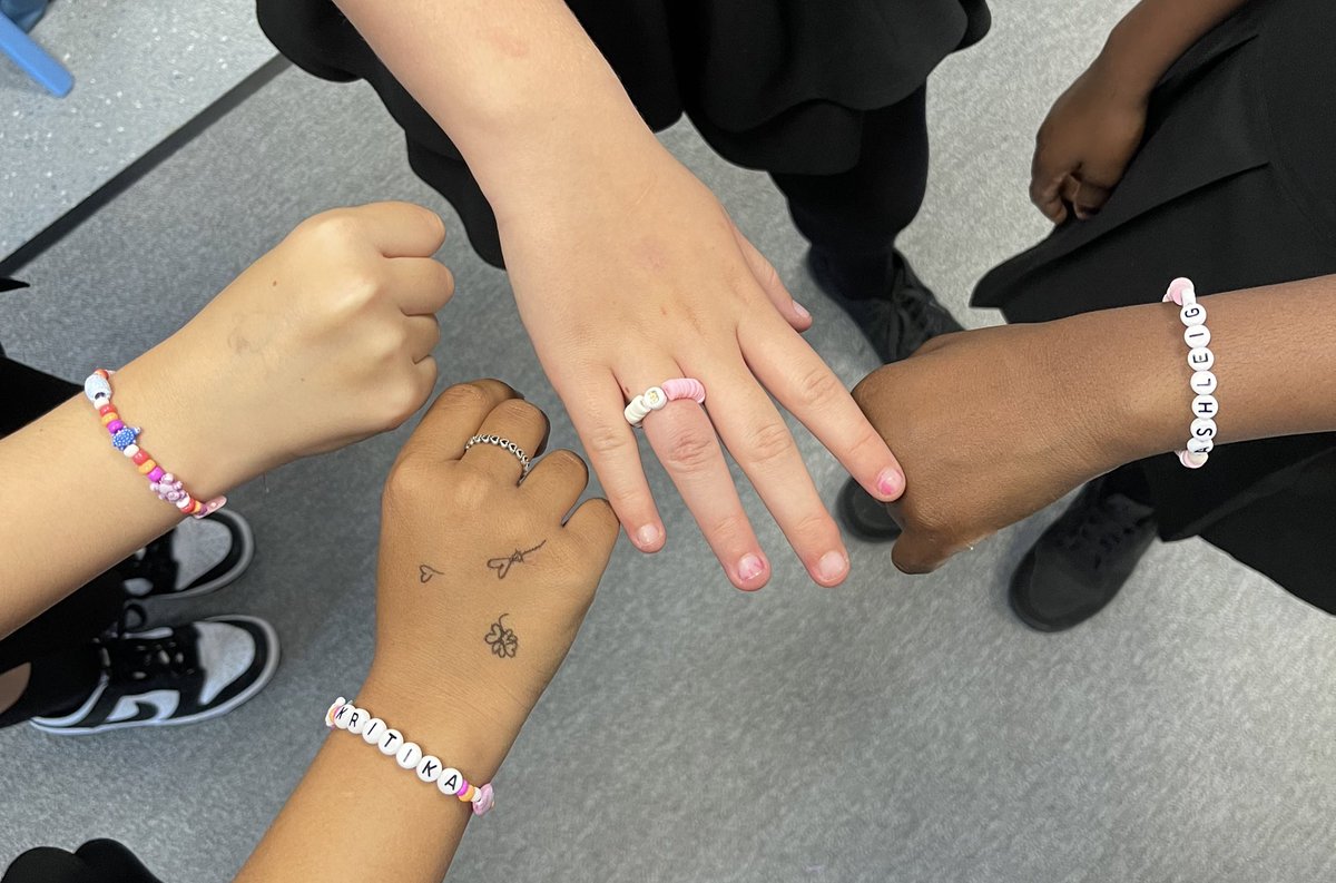 Miss Ali tweet media