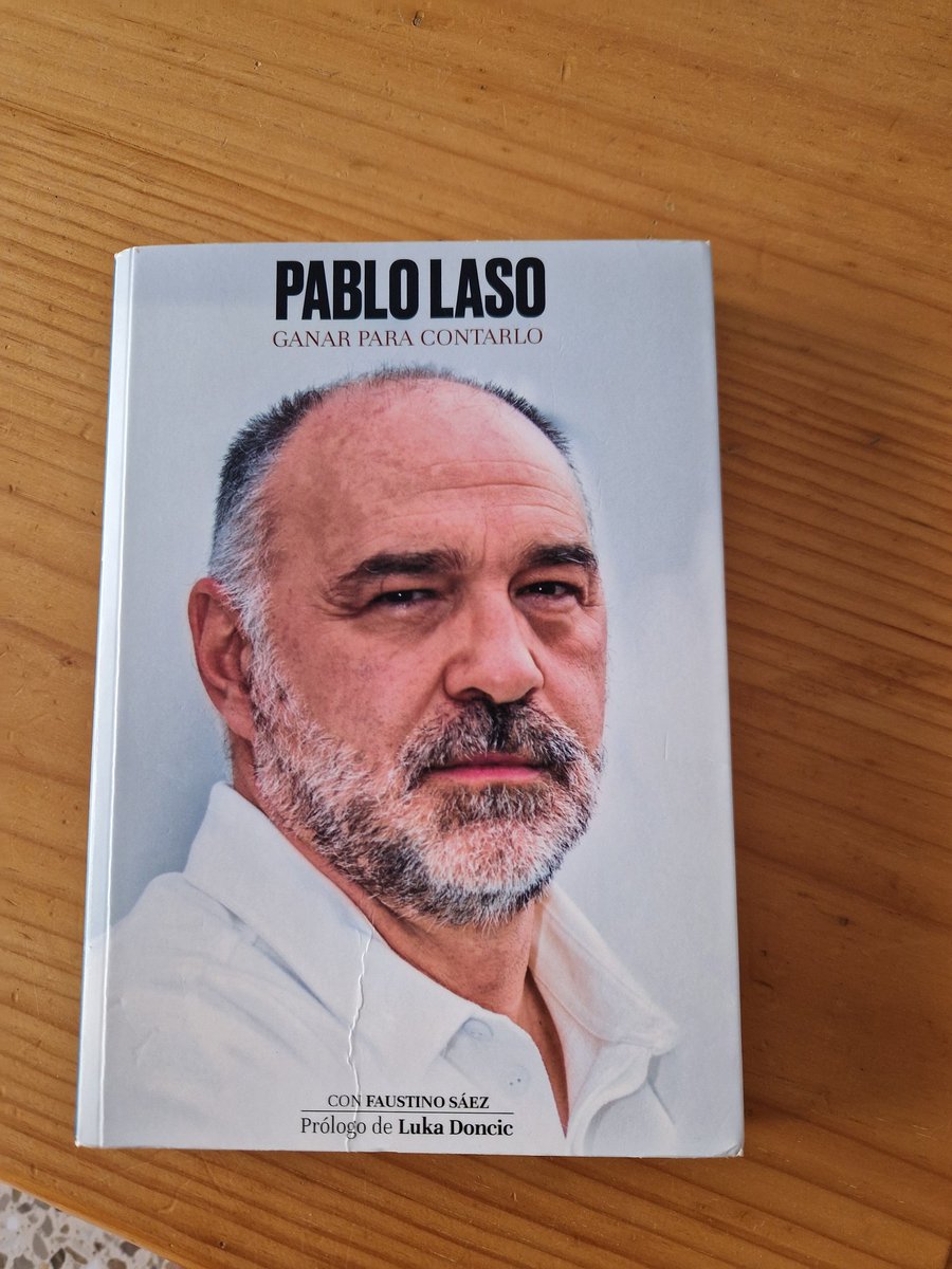 jgonzalez83's tweet photo. Terminado y si unimos la lectura del libro junto al mundial d baloncesto q se está disputando en estos días, mentiría al decir que no me dan ganas de volver a entrenar, morriña a toneladas son las q tengo por volver a entrenar, se que la vuelta esta cerca pero deberá esperar. https://t.co/rLdP8p4WJu
