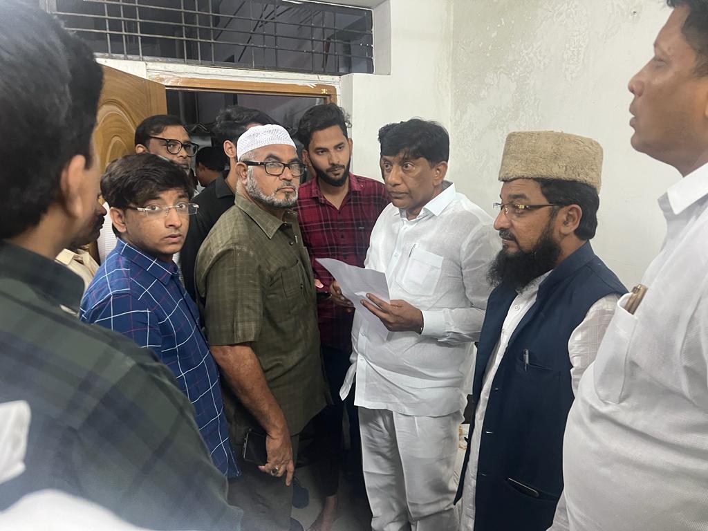 JNTUHR18's tweet photo. Shri @vinodboianpalli sir spoke to Jntuh officials Registrar sir 
Shri Manzoor sir regarding this issue of subject exemption and garce marks in details you can listen the recording of this video.@KTRBRS https://t.co/OJeElhmMvd