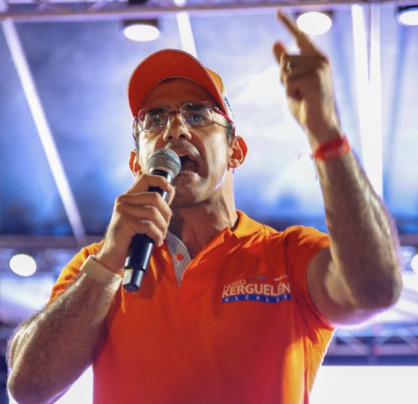 diegopanzenu's tweet photo. Hoy el tema político en Montería está bastante movido por las diferentes encuestas a la alcaldía; en una gana @kerguelenhugo y en la otra gana @nlopezfuentes. ¿Si las elecciones fueran mañana por quien votaría usted?  Por el man de la #Hugoneta o #LaEspeluca. https://t.co/469UfiP3vy