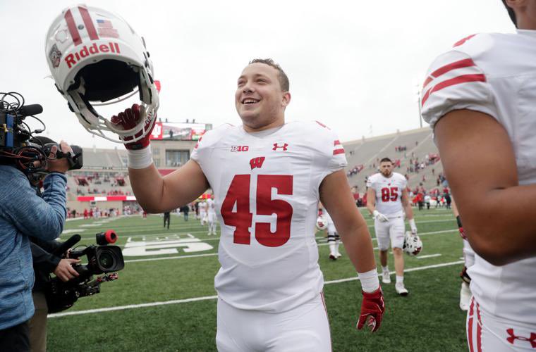 HoggNFL's tweet photo. Via @TomPelissero, The Dolphins are making former Badger FB Alec Ingold the highest paid fullback in the AFC with a 3 year deal worth up to $17.2M
#FullbackU https://t.co/7LTpZDlz2I