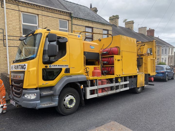 It's was nice to see the road outside GAS IT HQ being tarmacked, but we were so proud when we saw the line painting vehicle with our GAS IT Vapour tanks fitted. Road companies are now using GAS IT self refillable bottles due to their reduced cost, same capacity &amp; ease of fitting.