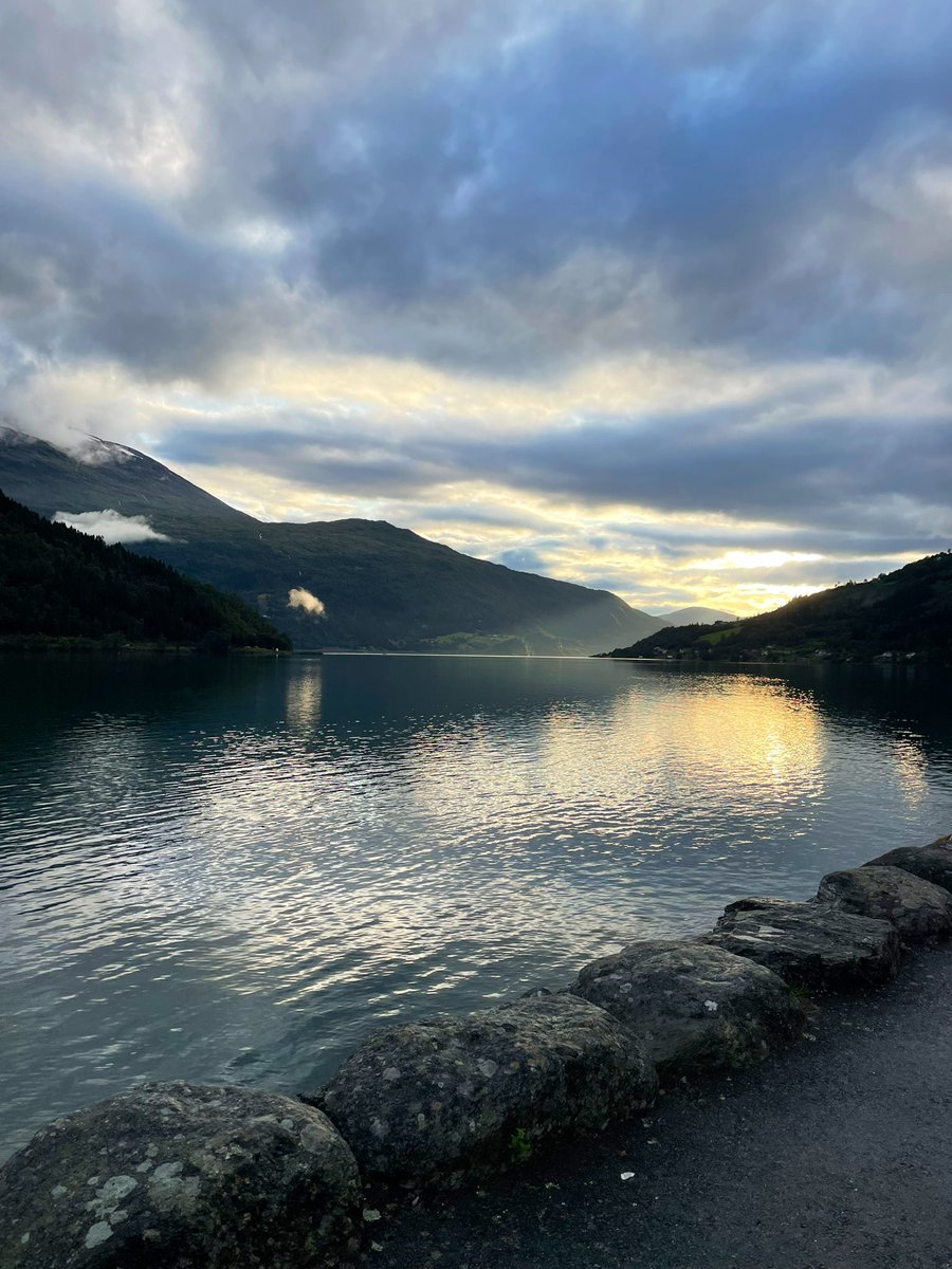 singhalhimanshu's tweet photo. 🇳🇴, you beauty! https://t.co/qUWMMXkJwd