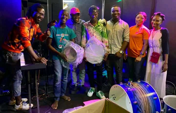 MatthiasOfficia's tweet photo. Another big achievement family 🔥🔥
Finally the deal is done
We want to say thanks to Drumberia Liberia for such a fascinating program that is used the spark talents and God giving gifts that we have now been a blessing of as well...
We are grateful and may God bless you guys.r https://t.co/mdpul5vyif