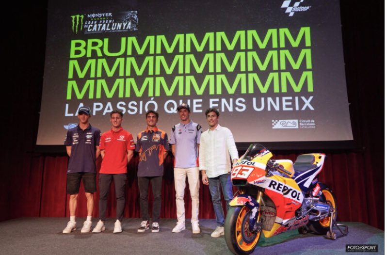 anna_caula's tweet photo. ⚪️ Catalunya protagonista mundial aquest cap de setmana \ 🏍️.
“Gran premi Monster Energy de Catalunya de MOTOGP 2023.”
@Circuitcat_cat amb pilots catalans capdavanters i referents.
#BRUMMMMM https://t.co/plg3p97K76