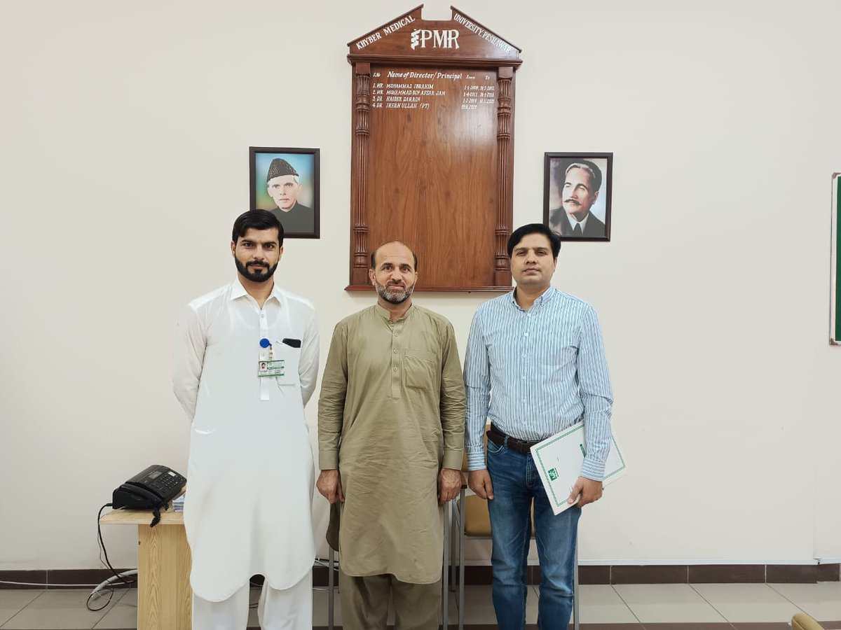HHCSARPD's tweet photo. Meeting of ARPD project director Mr. Waseem Saleem &amp; HOD physiotherapy department Dr. Wasi Ullah with the director &amp; principal of KMU (PT) Department.
#arpd #physioterapy #peshawar #rcpd #helpingothers #helpinghearts #rehabilitation #skillsdevelopment #SkillsForLife #skills https://t.co/pPMOhTg81Q