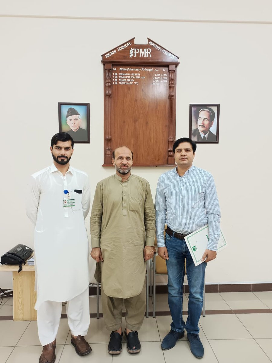 HHCSARPD's tweet photo. Meeting of ARPD project director Mr. Waseem Saleem &amp; HOD physiotherapy department Dr. Wasi Ullah with the director &amp; principal of KMU (PT) Department.
#arpd #physioterapy #peshawar #rcpd #helpingothers #helpinghearts #rehabilitation #skillsdevelopment #SkillsForLife #skills https://t.co/pPMOhTg81Q