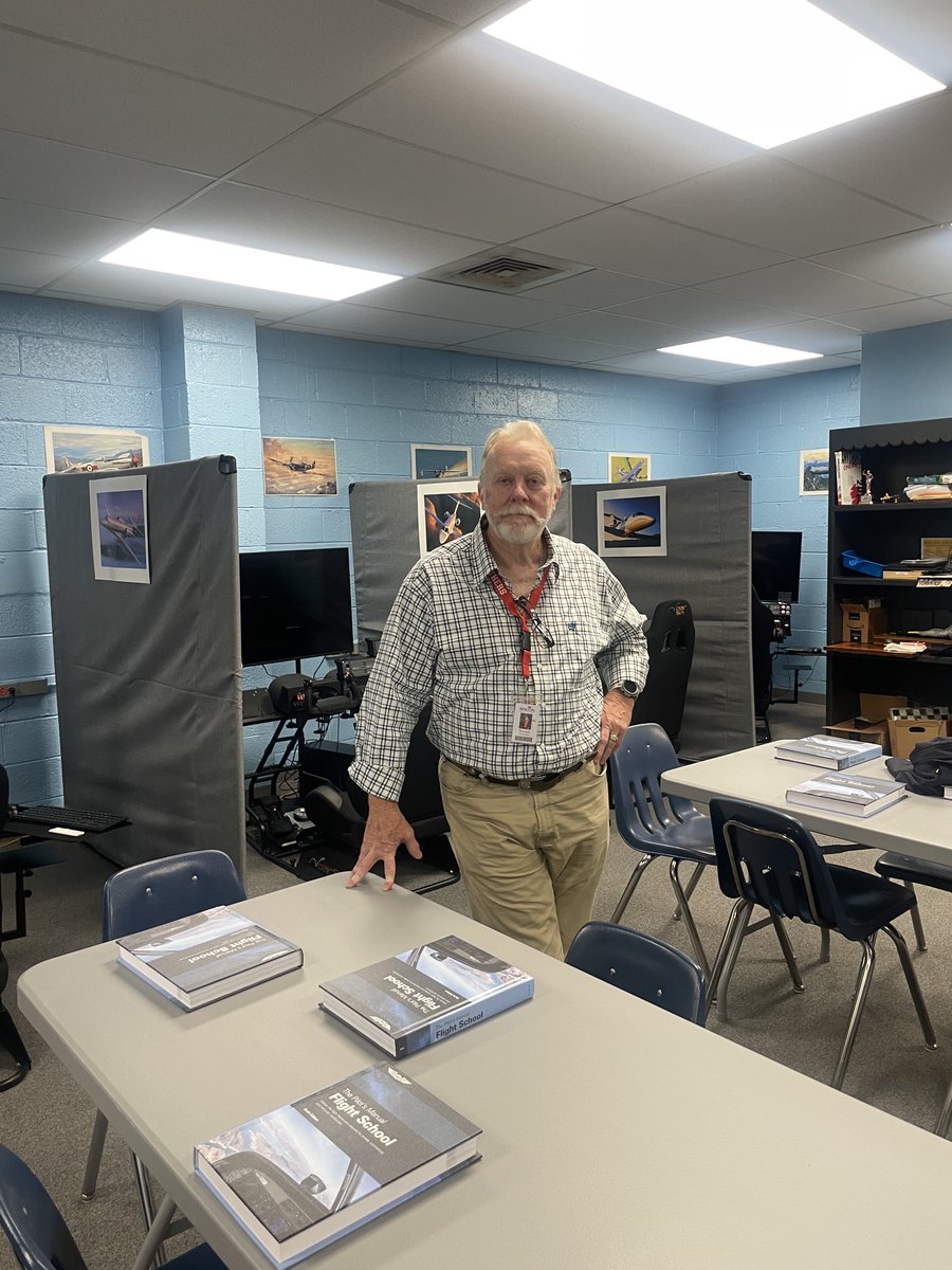 Yesterday, I had the opportunity to catch up with Rethink Summer Symposium participant Colleen from Macon County. While there I toured the new Aviation lab. Students can take their private pilot written test as part of the program. Actual flight time will also be included!