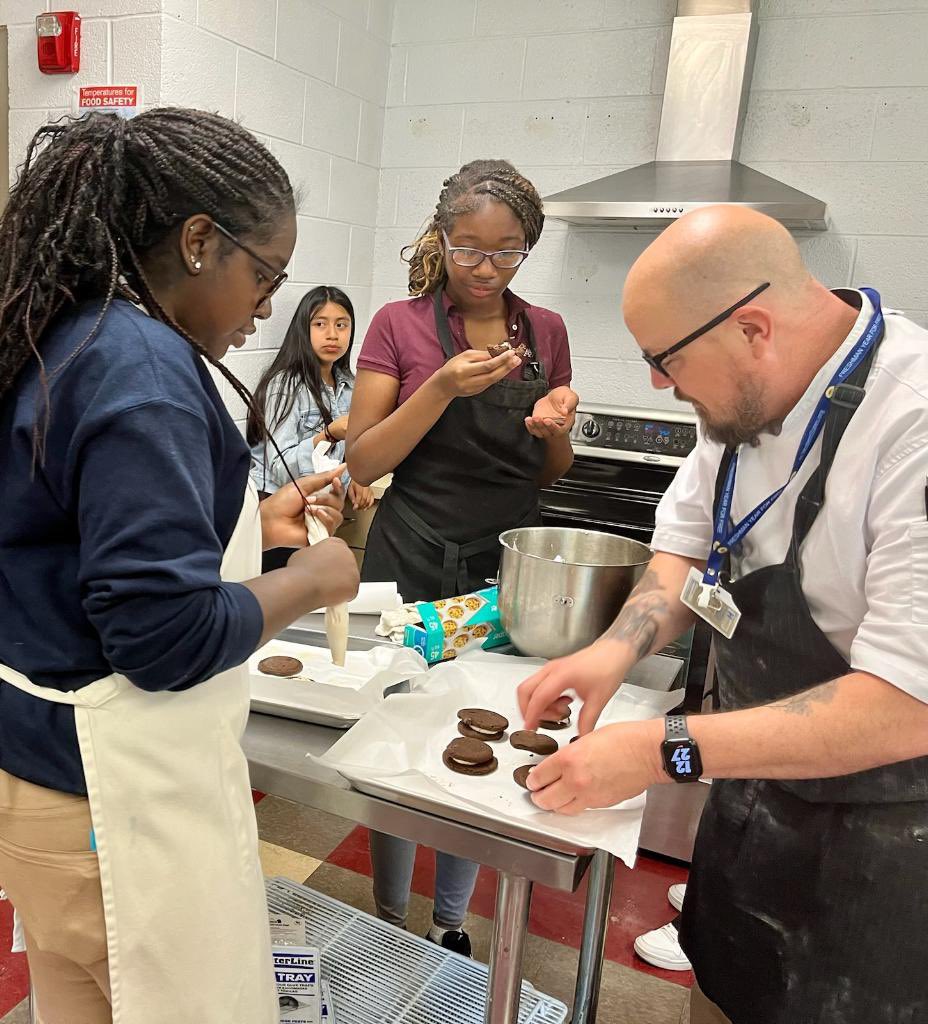 What an exciting day in the kitchen at <a href="/howard_ready/">The Howard School Future Ready Institutes</a> with Chef Greg Whipple &amp; his talented students! They whipped up a batch of homemade Oreos that delighted taste buds. Stay tuned for a treat that's full of creativity and deliciousness! <a href="/oliviagbagby/">Dr. Olivia Bagby</a> <a href="/hamcoschools/">Hamilton County Schools</a> <a href="/HustlinTigers/">The Howard School</a>
