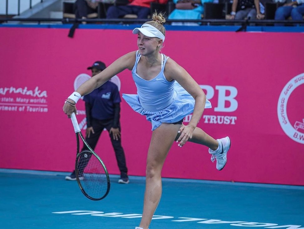 Fruhvirtova's tweet photo. Everything going well for Brenda as she secures her second win of the day in W40 Oldenzaal 👌

6-1 6-1 vs Gergana Topalova
6-1 6-1 vs Julia Middendorf https://t.co/IqxIcSf5XE