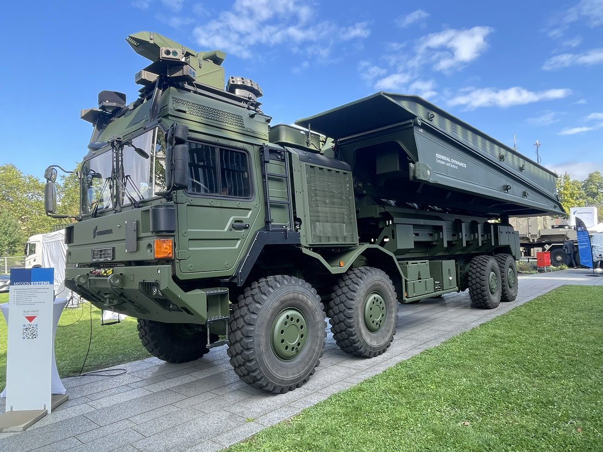 RheinmetallAG's tweet image. 📸 Impression vom zweiten Tag der #RÜNET23 in Koblenz

#RÜNET2023 @cpm_defencenetwork