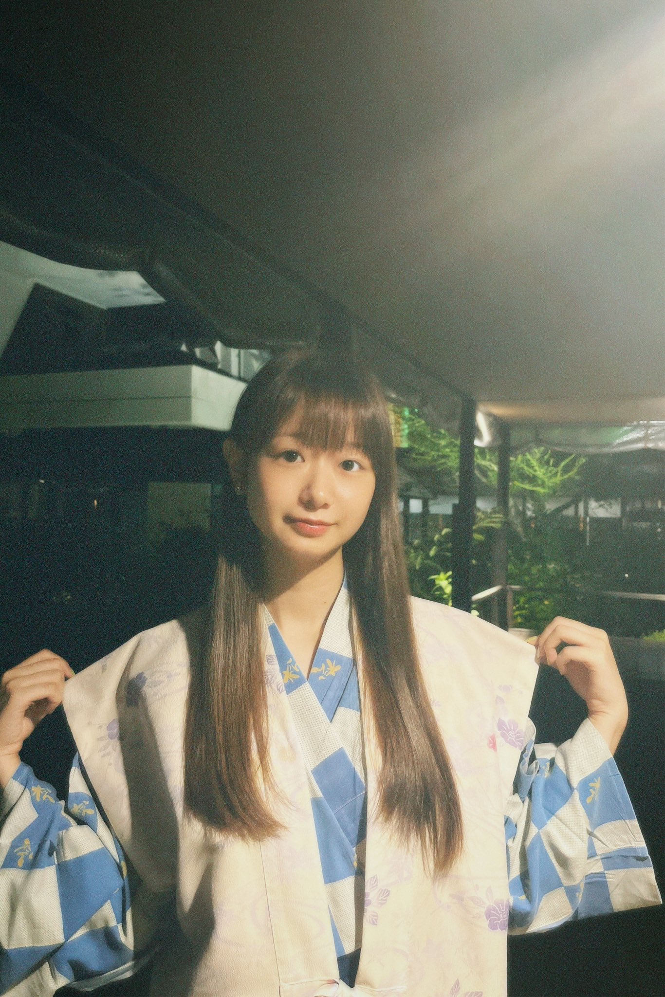 あやねページ AGAIN - AGAIN added a new photo.